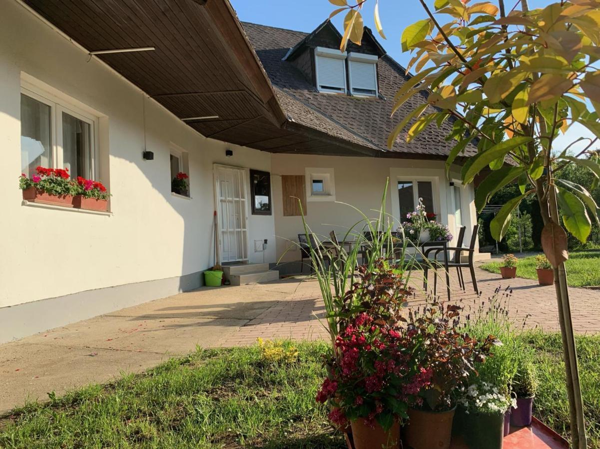 Levendulakert Siofok Apartmanhaz Exterior photo